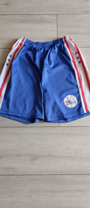 Баскетбольний комплект