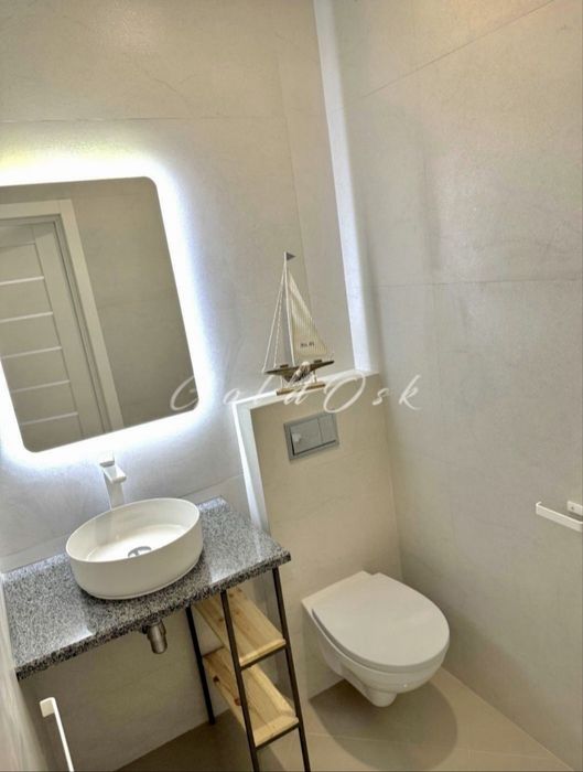 Здам Таунхаус поруч м .Осокорки.Перша оренда