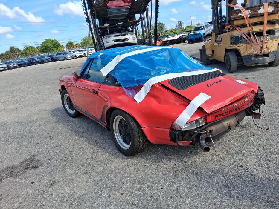 Porsche 911 кузов 930 1980 год