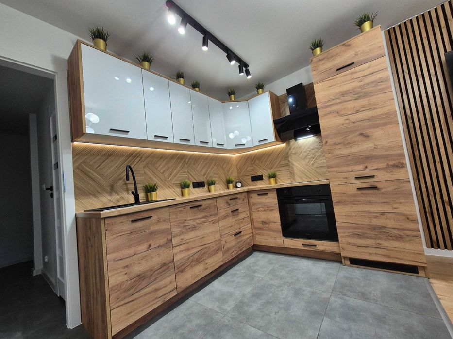 Kompleksowe wykończenia wnętrz*tynki dekoracyjne*sufity napinane*flizy