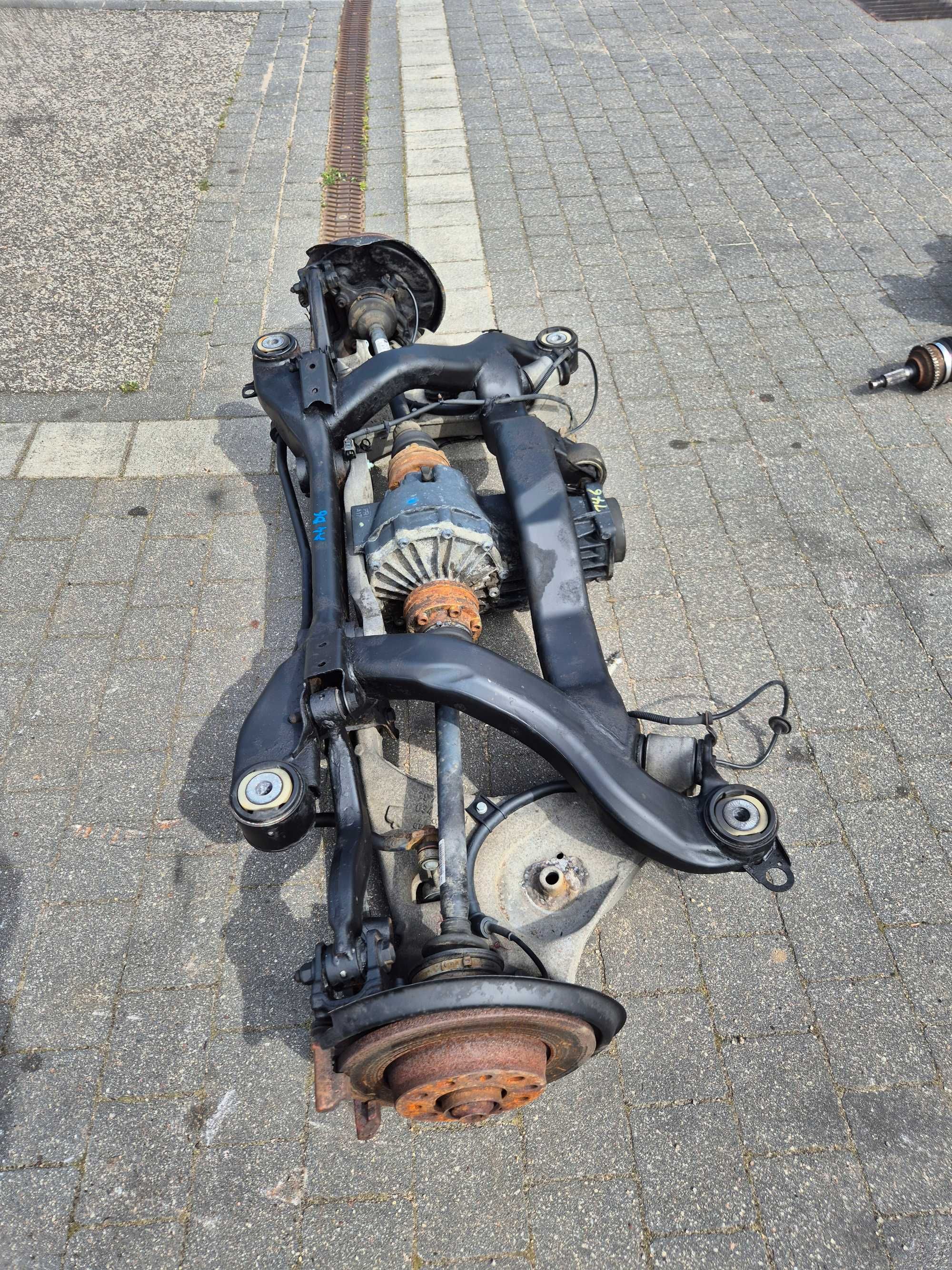 audi a4 b6 b7 quattro 2.5 tdi zawieszenie tył tylne wózek tylny dyfer