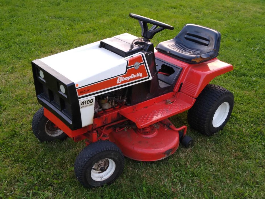 Kosiarka traktorek Simplicity 12 KM Briggs & Stratton Yard Man