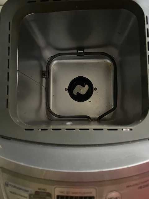 Продам хлібопіч LG