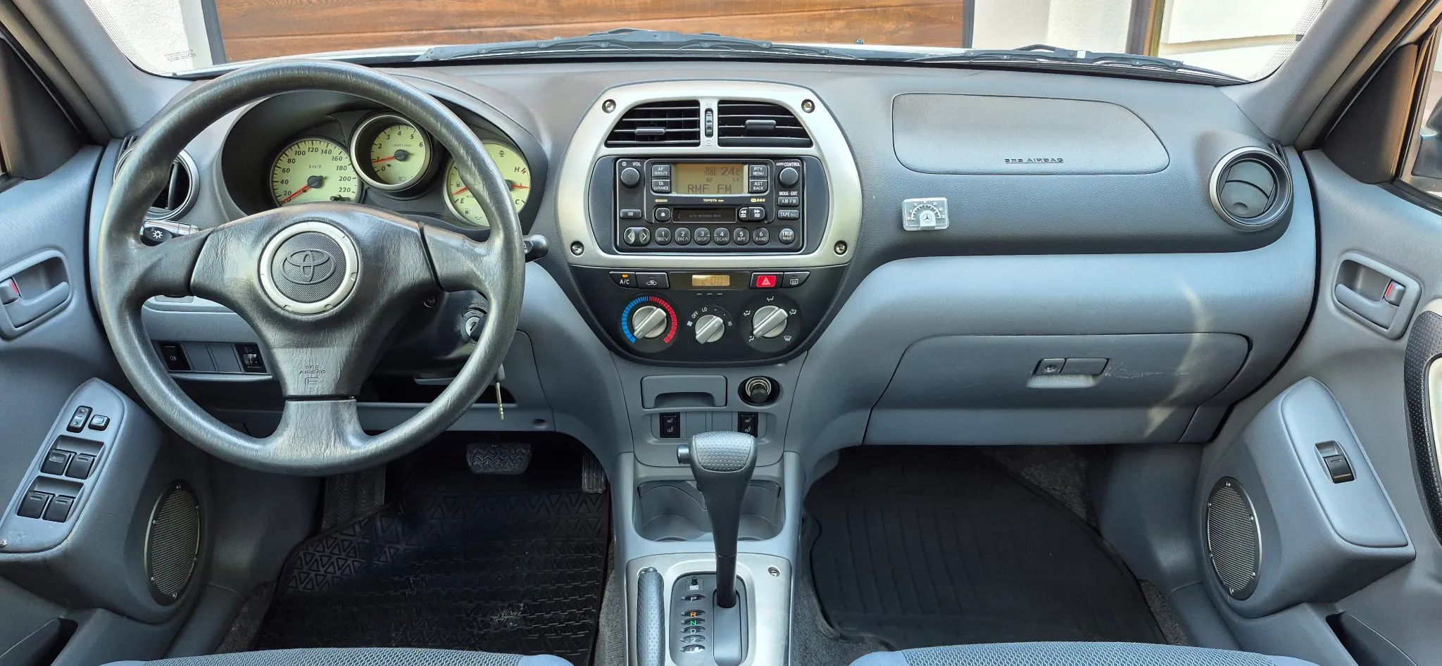 Toyota RAV4 2.0 150KM 4x4 Automat*Klima*2kpl kół*Hak*Serwis*Niemcy