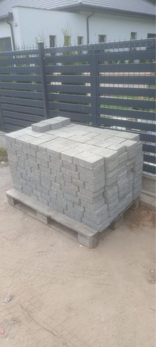 Kostka brukowa Libet