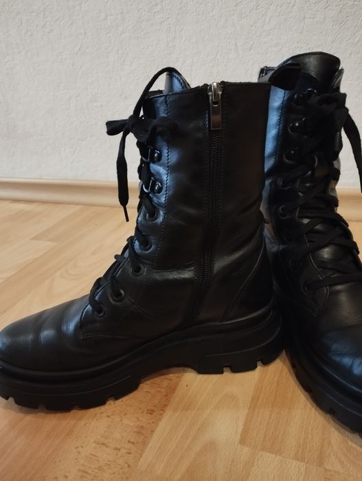 Черевики шкіряні чорні модні жіночі, розмір - 39-40