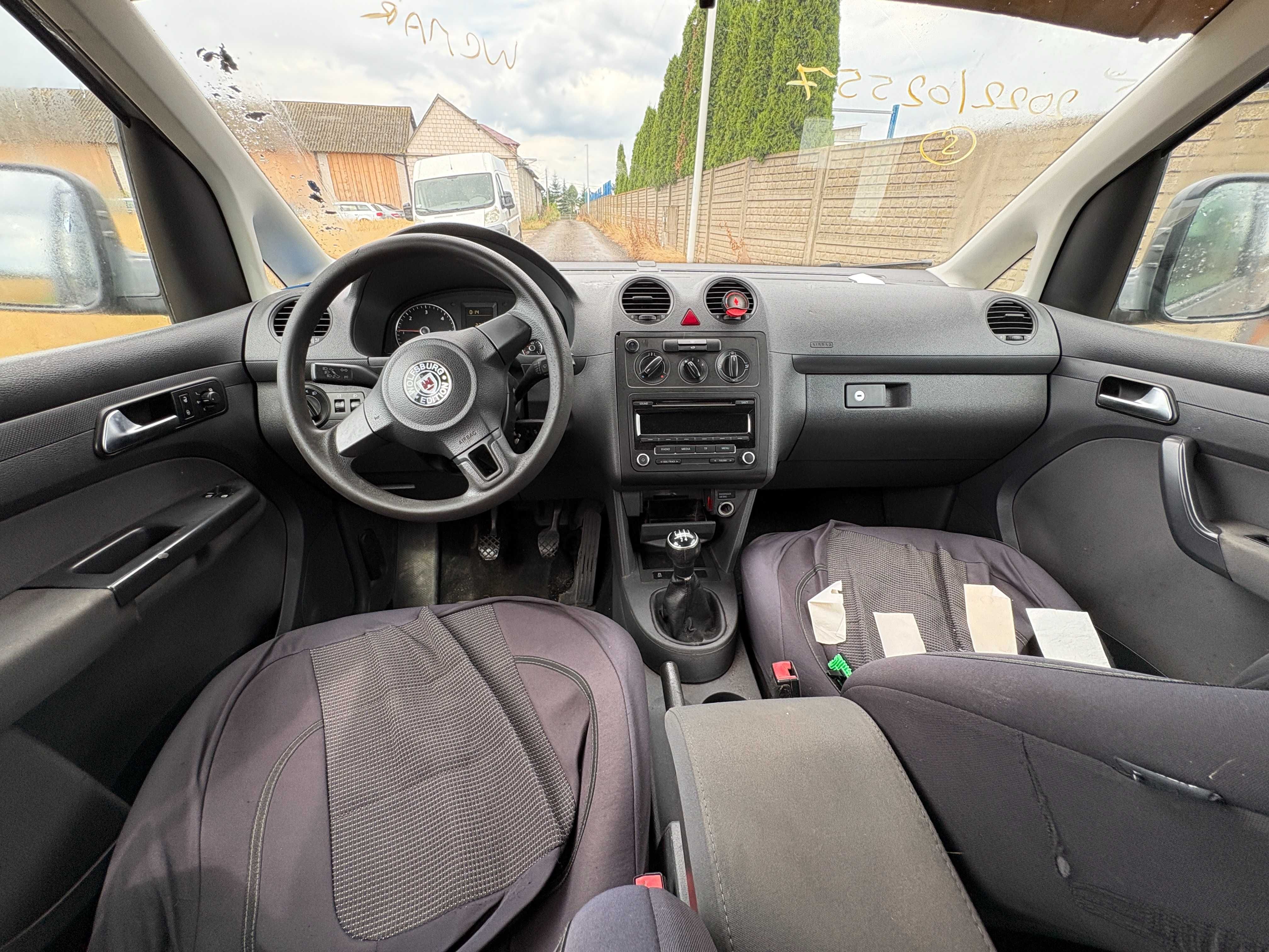 Volkswagen Caddy 3 fl 1.6 tdi w całości na części