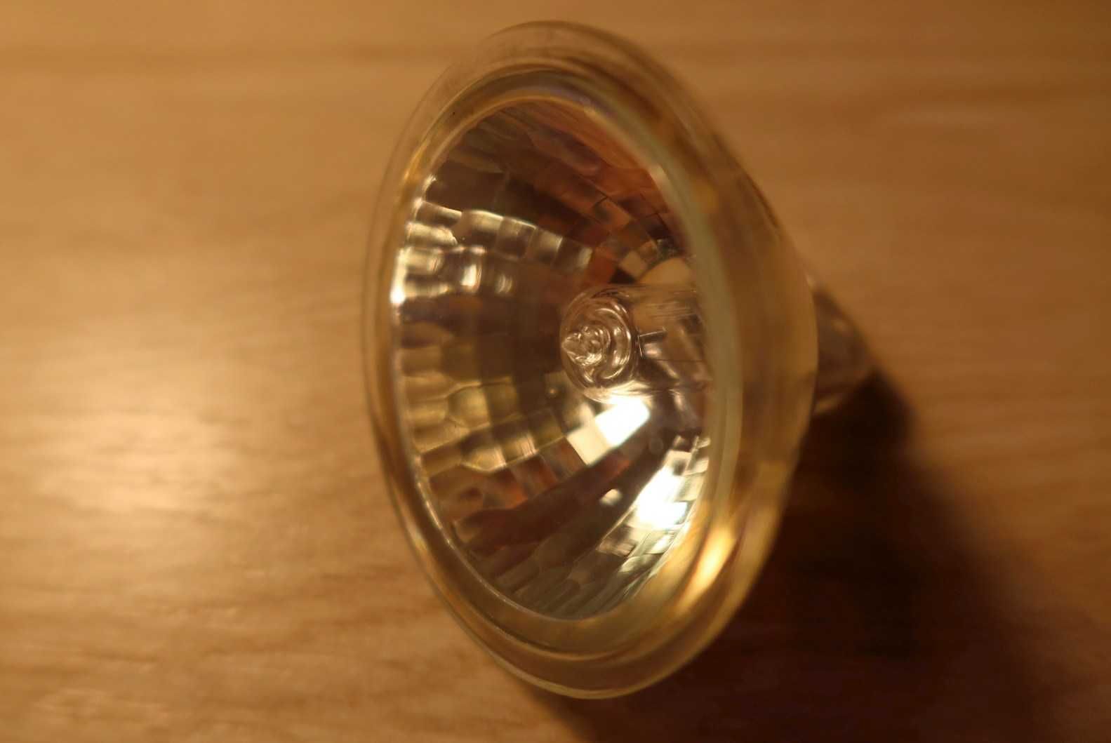 żarówki halogen w oprawce oczko typ G7 12V 36D - 2 sztuki