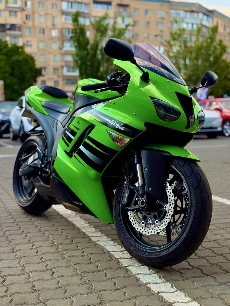 Kawasaki Ninja ZX6R Спортбайк