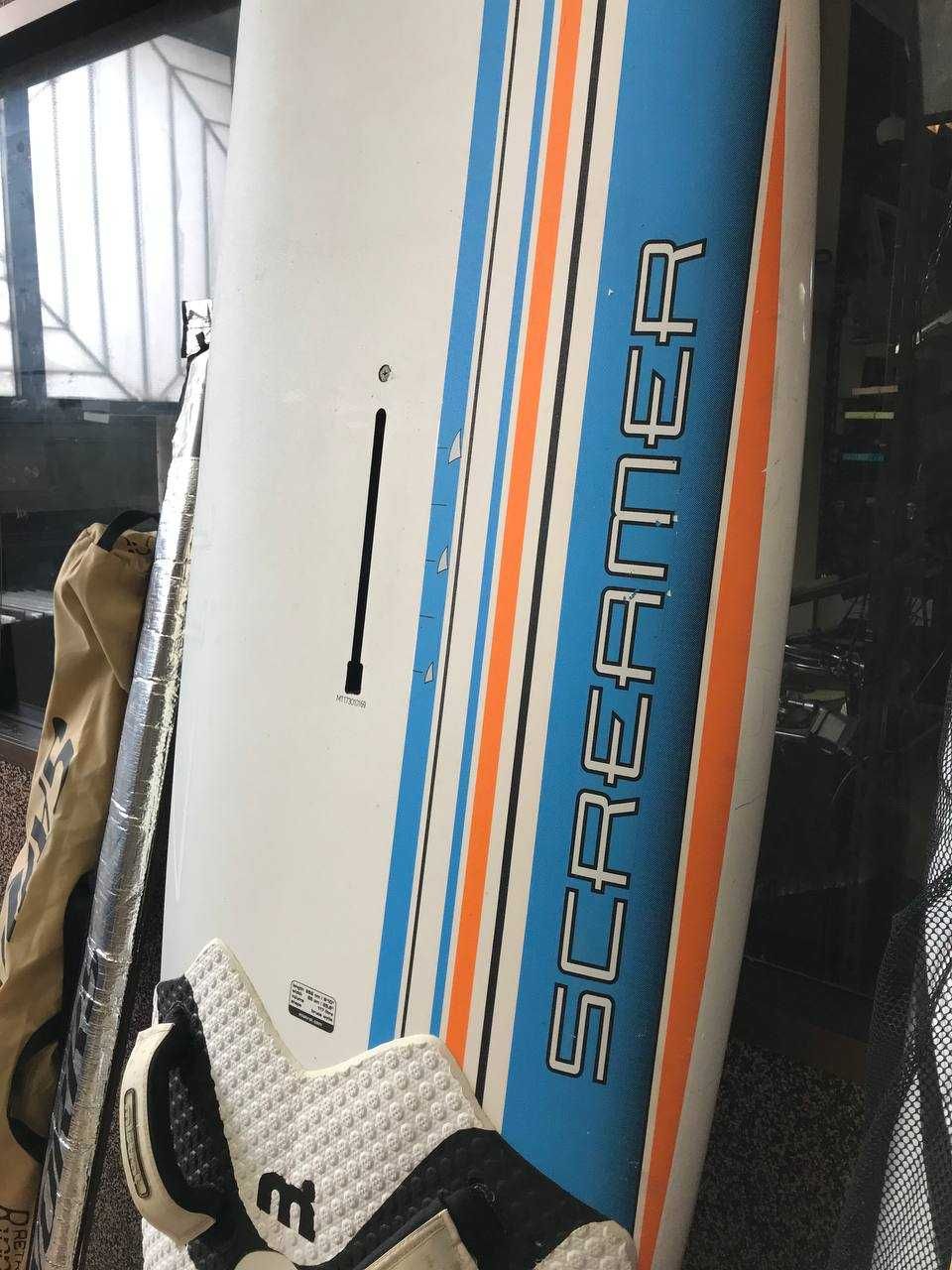 Prancha de windsurf Mistral Screamer 117lts