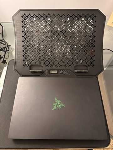 Razer Blade 16 + Keyboard + Mouse + Cooling Platform + Backpack - PACK