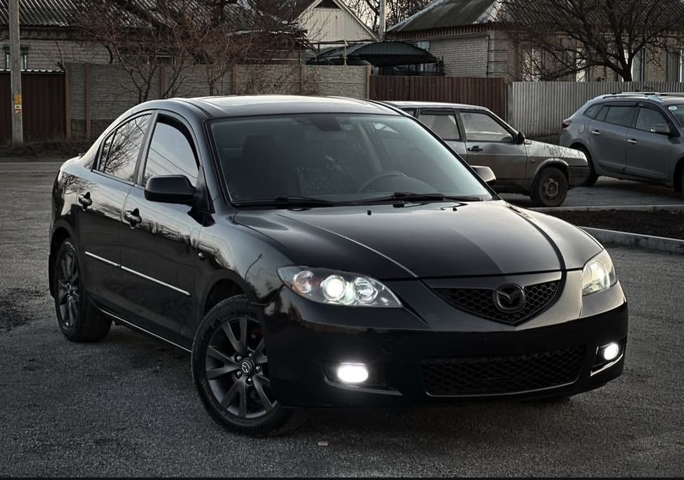 Продам Mazda 3 автомат