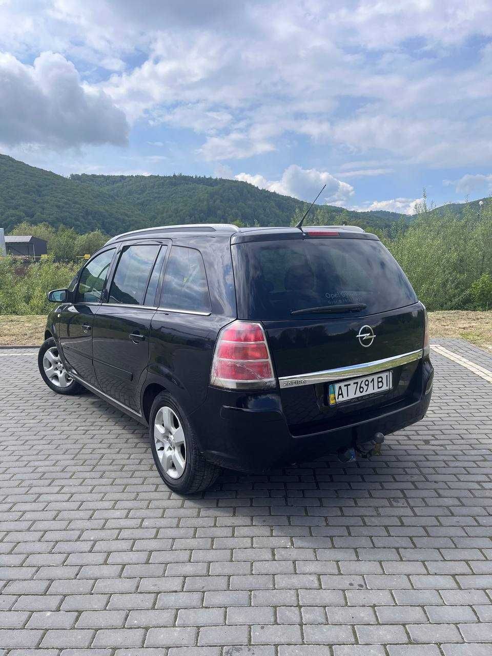 Продам автомобіль Opel Zafira B 2005 р, 1.8 Газ/Бензин