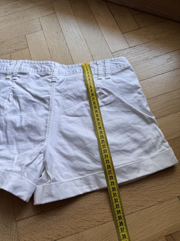 Białe szorty, spodenki Reebok Classic S/36