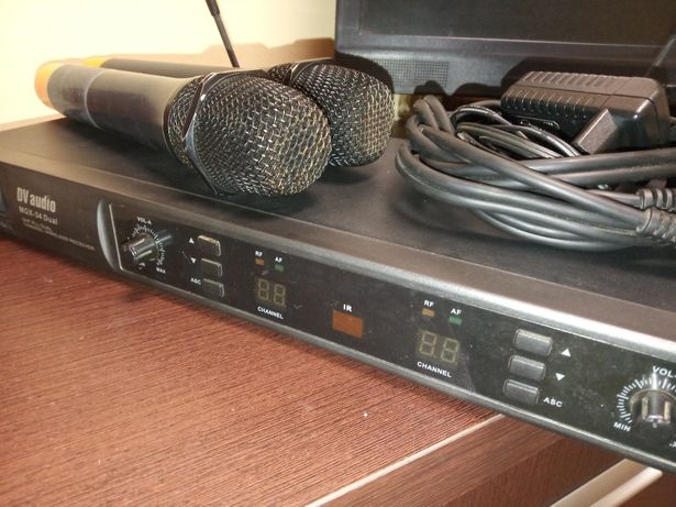 Радио микрофон dv audio mgx34. Вокальный радиомикрофон для караоке