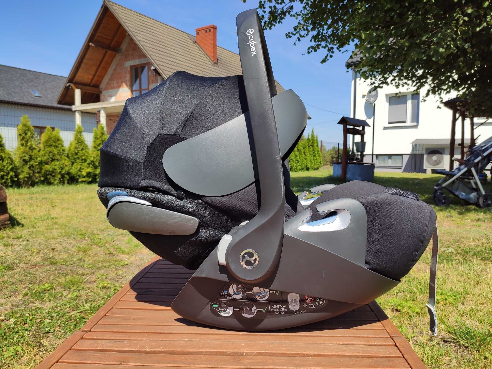 Fotelik Cybex Cloud Z i-Size Deep Black Nosidełko do bazy obrotowej