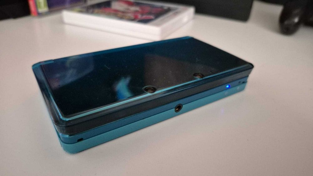 Nintendo 3DS azul + carregador