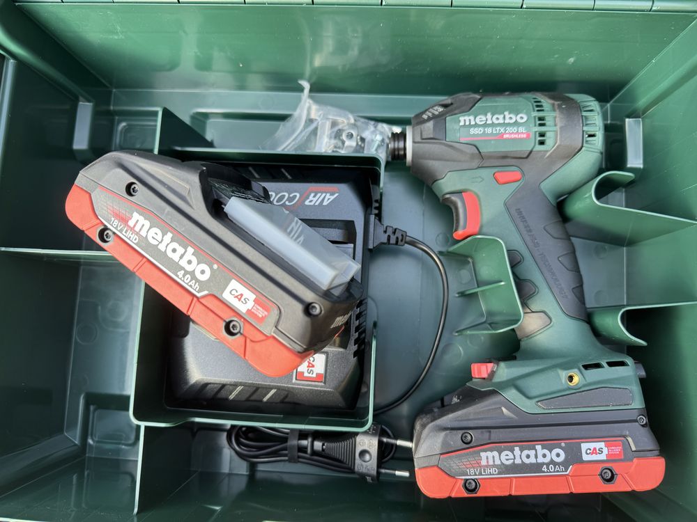 Аккумуляторный ударный гайковерт Metabo SSD 18 LTX 200 BL