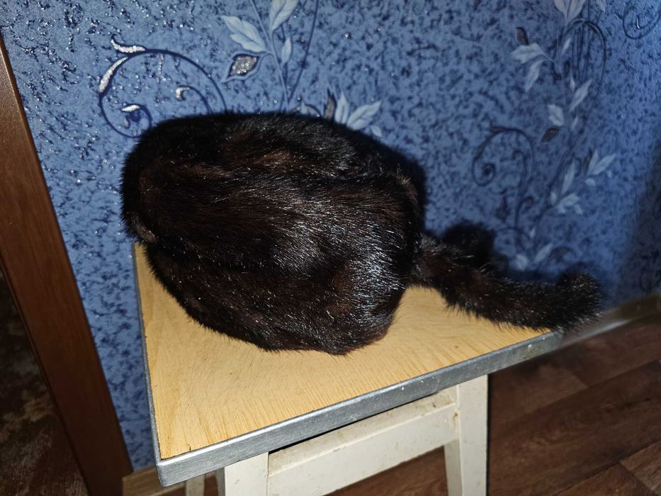 Шапка норкова, темно-коричнева, 56-57 см