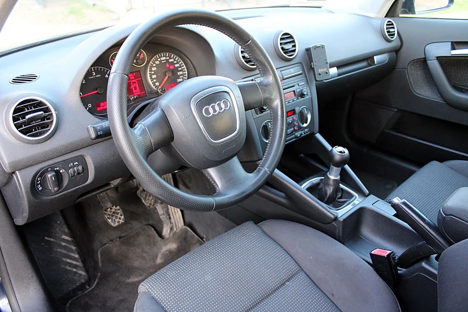 Audi A3 a3 8p 2.0tdi 140km