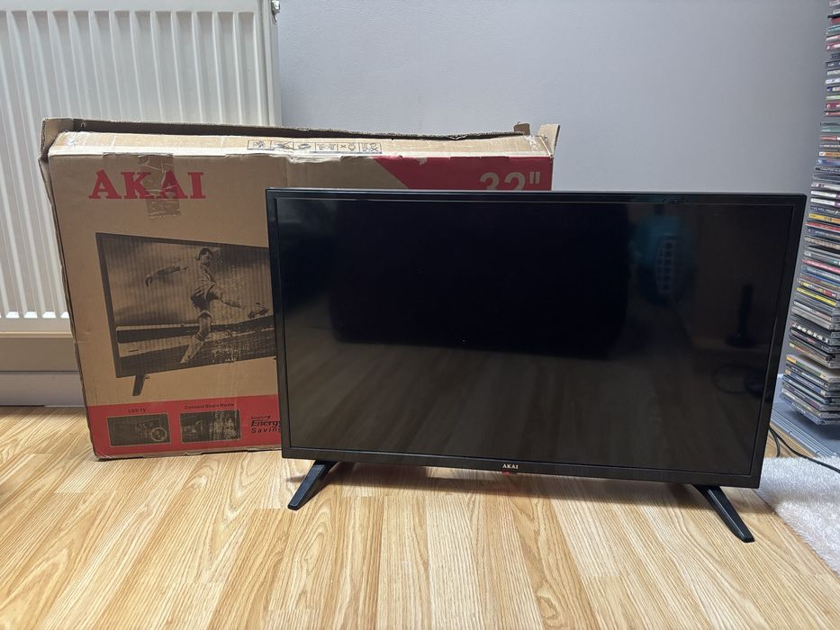 Телевізор AKAI UA32DM1100S