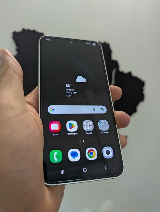 Samsung s23 Fe зеленого кольору