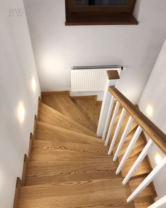 Сходи з дерева на замовлення