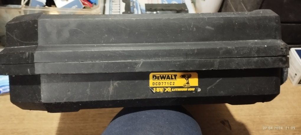 Шуруповёрт DeWalt