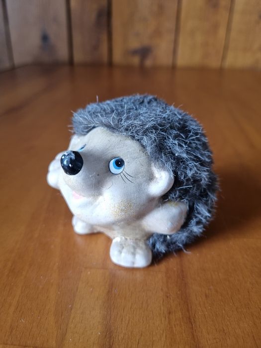 Jeżeli * Figurka jeża