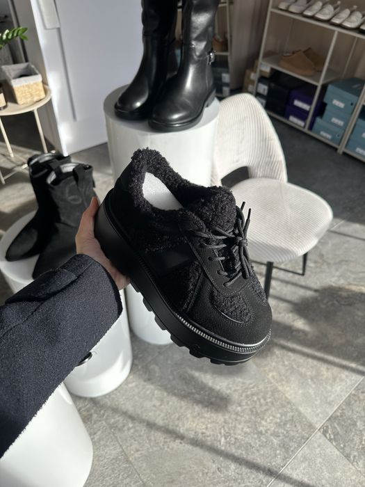 Кросівки зимові на платформі, легенькі