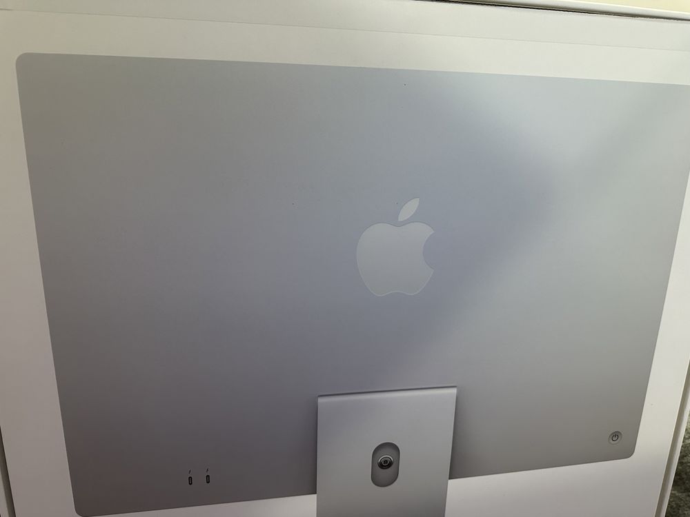 iMac Apple mod A2439