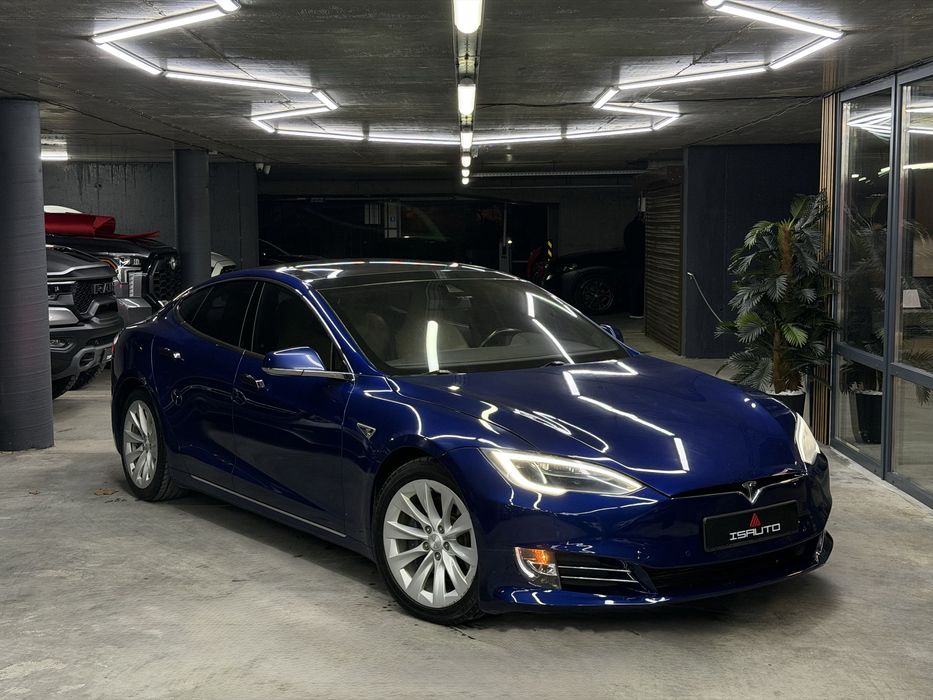 Tesla Model S 75D
