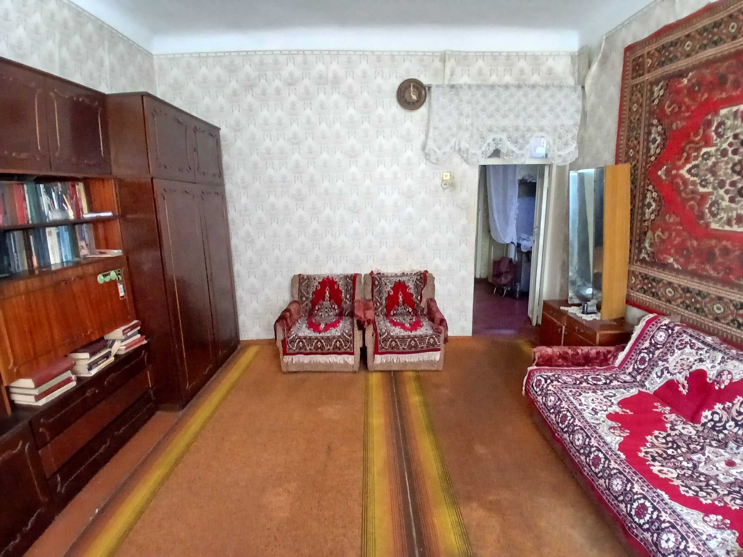 Сдам 2-к квартиру в центре на Металлургов (ДК Кирова) по ул. Рекордная