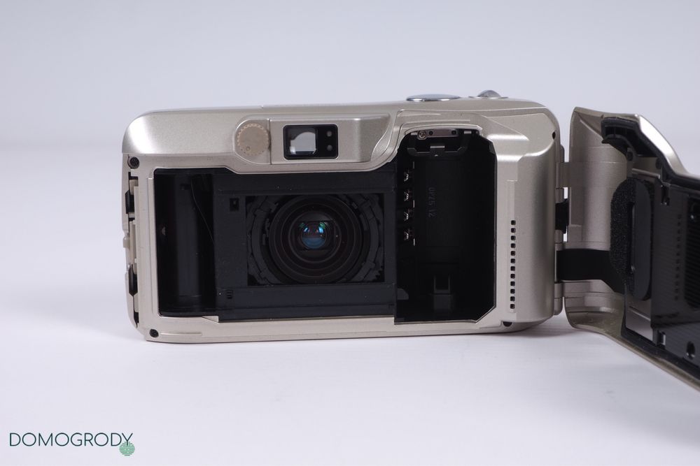 Aparat fotograficzny OLYMPUS Mju – III 135, Tokyo Japan