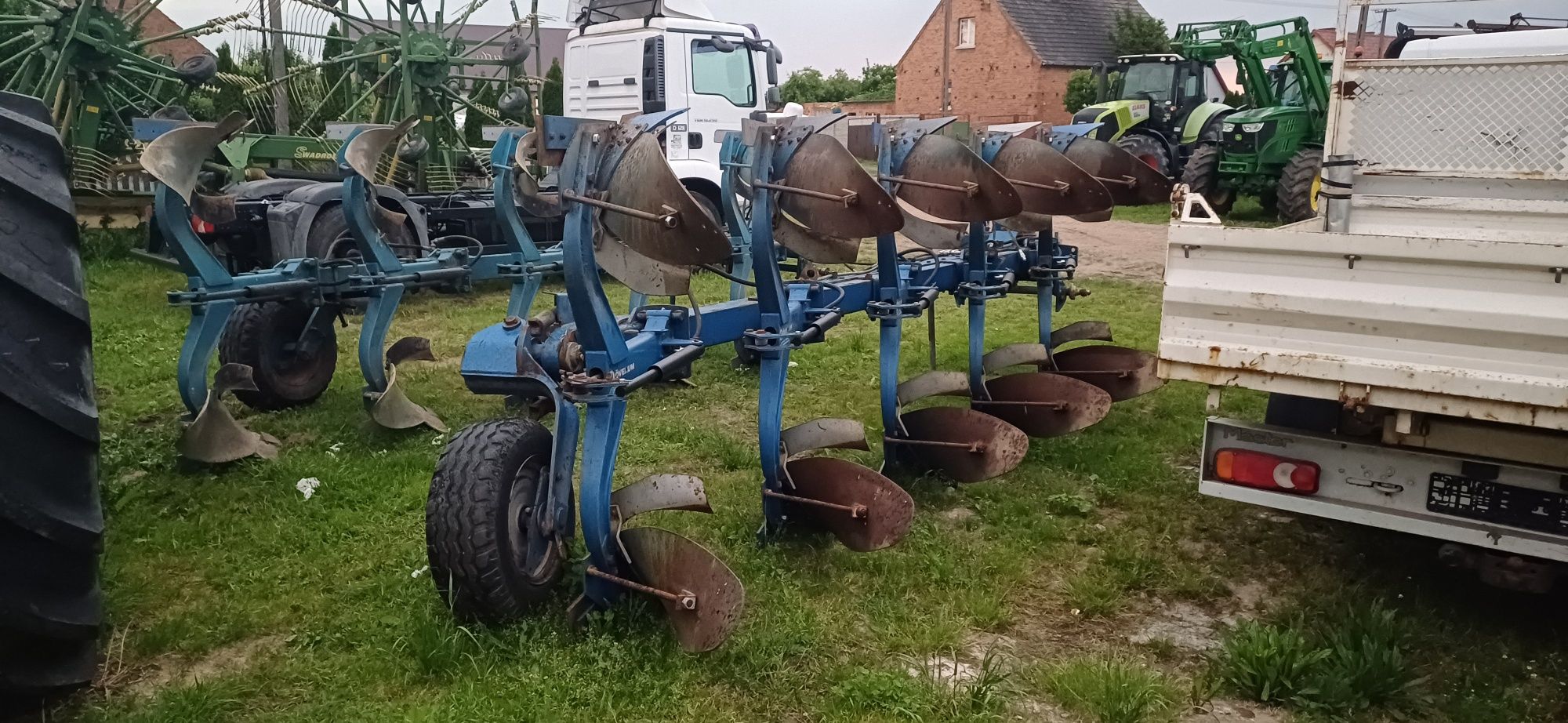 Pług Overum DX5100 obrotowy NonStop 5skibowy