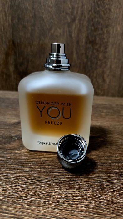 Туалетна вода Emporio Armani Stronger With You Freeze