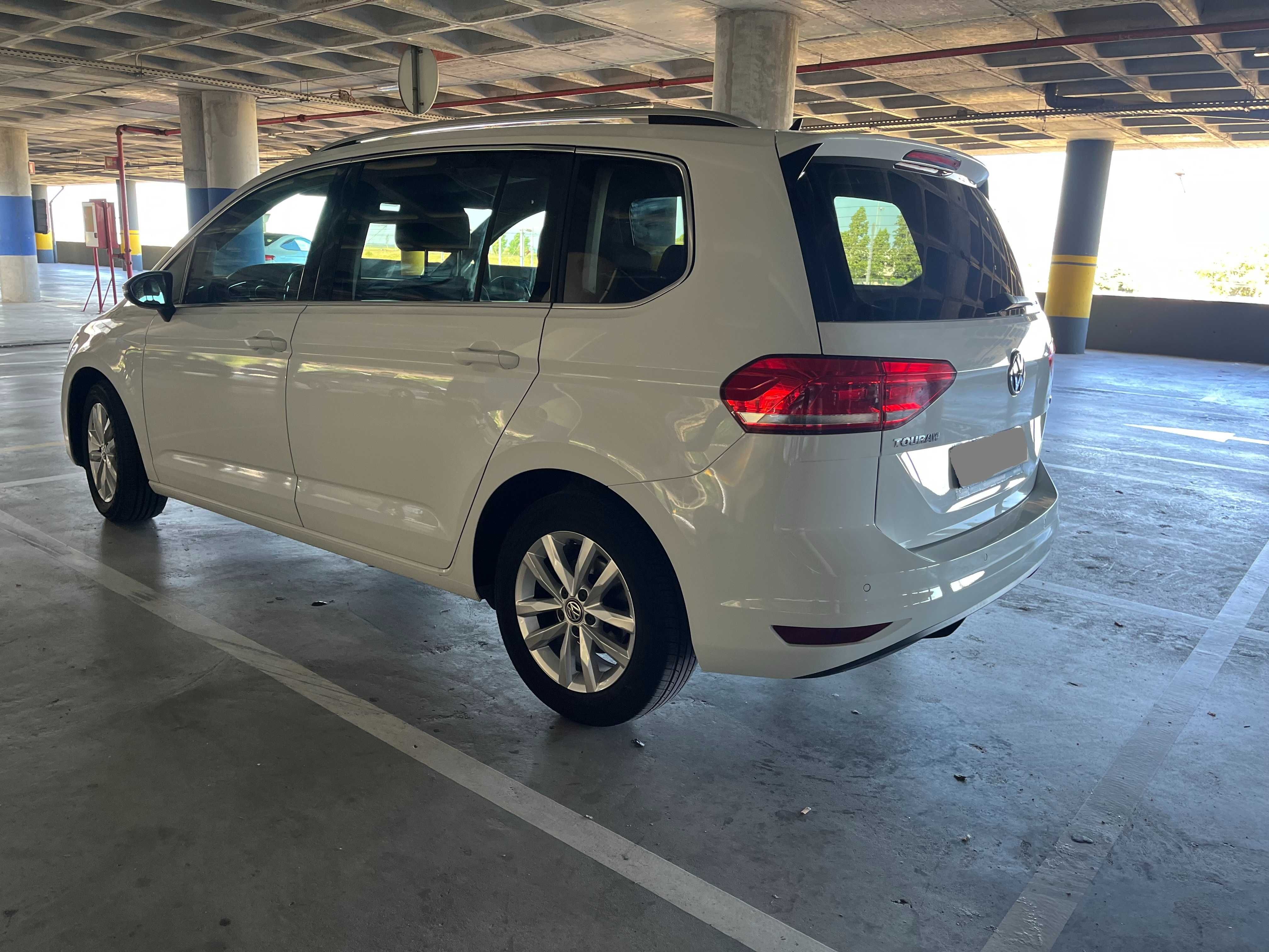 VW Touran Nacional 7 Lugares, Muito Estimada