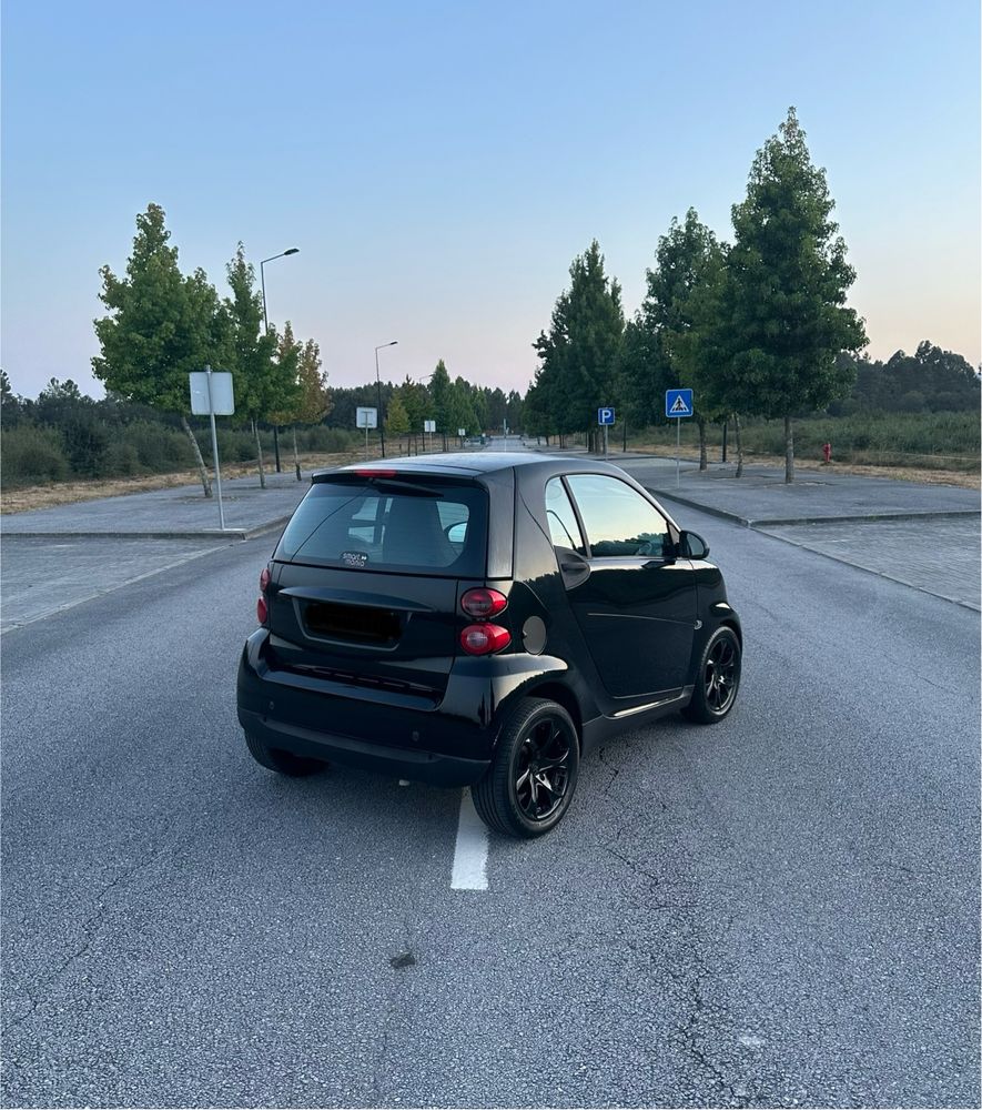 Smart ForTwo 1.0 MHD 2011 com 58.000km