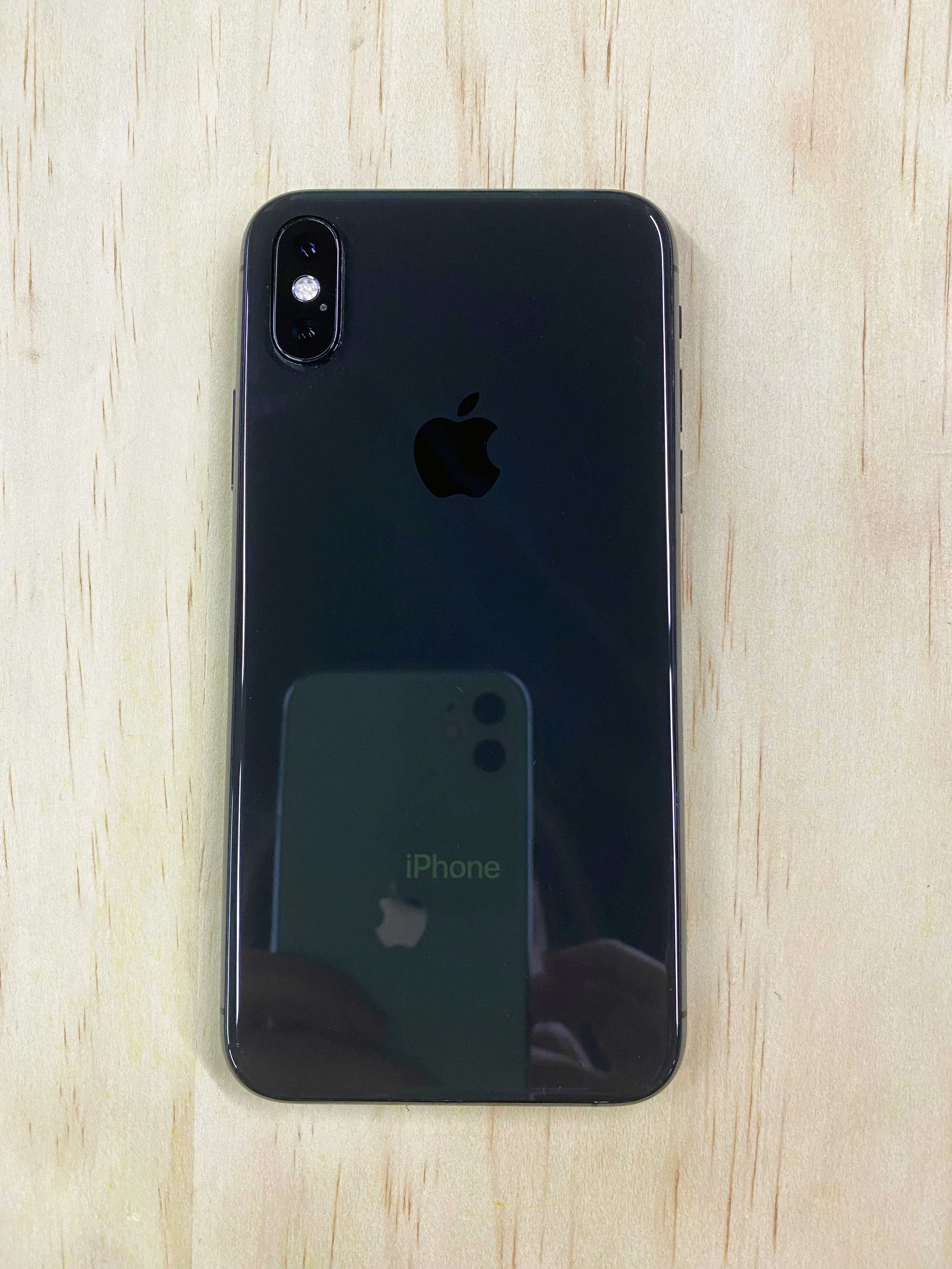 iPhone XS 64GB -Desbloqueado- Com Bateria nova, garantia e acessórios