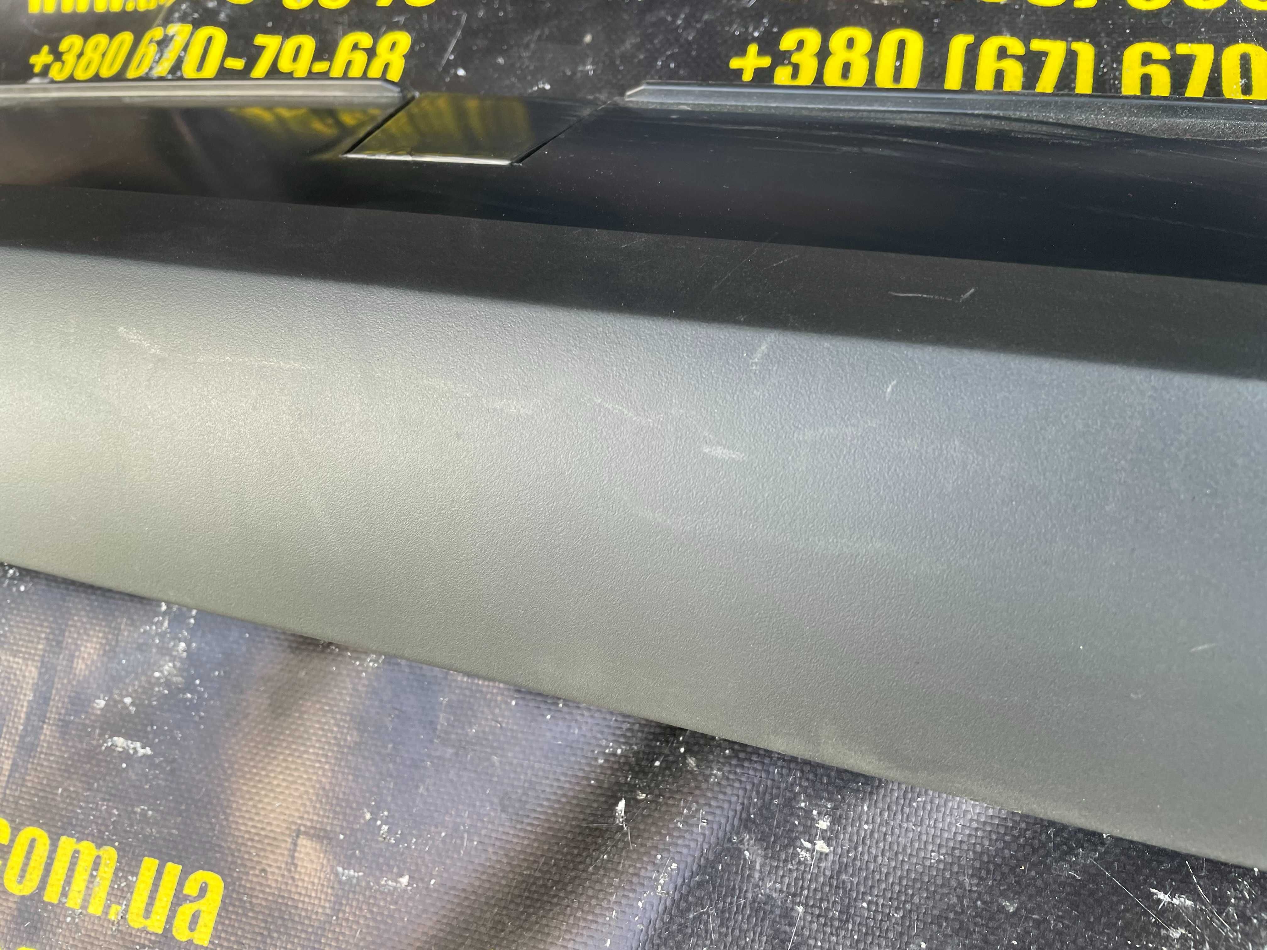Накладка порога правая Tesla model X 1034219-00-B 1035097-00-D Tesla x
