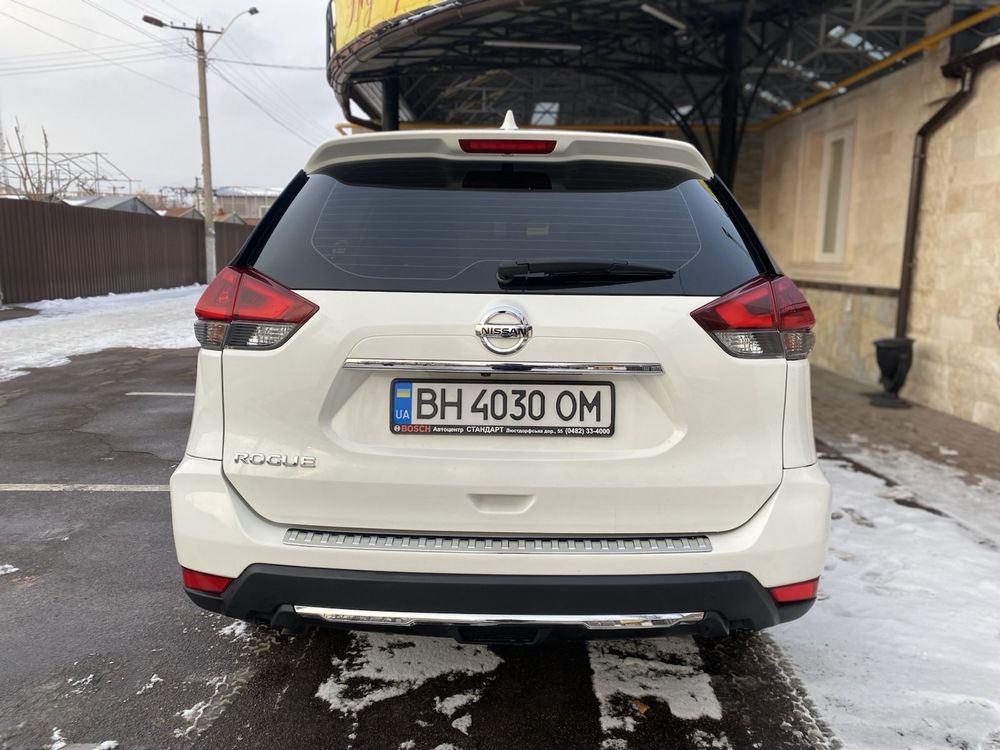 Продам Nissan Rogue