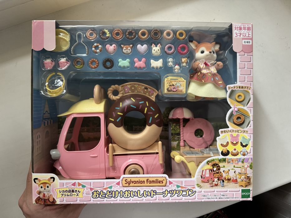 Sylvanian families Deer Donut wagoon Фургон з пончиками 5808 Сільванія