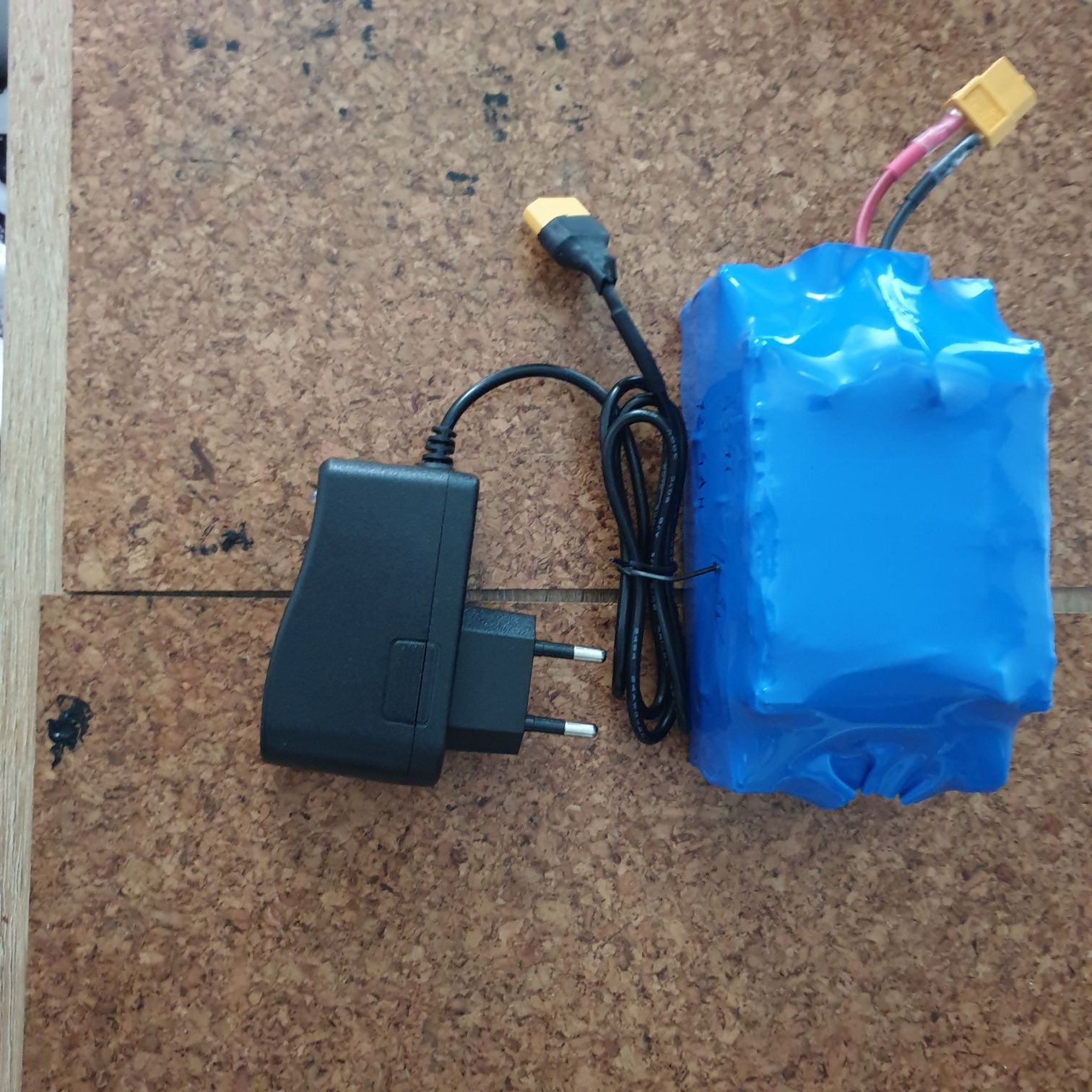 Bateria 4s4p 16v carro eléctrico criança.