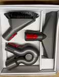 DYSON oryginalny zestaw do sprzątania mebli warty 400 zl