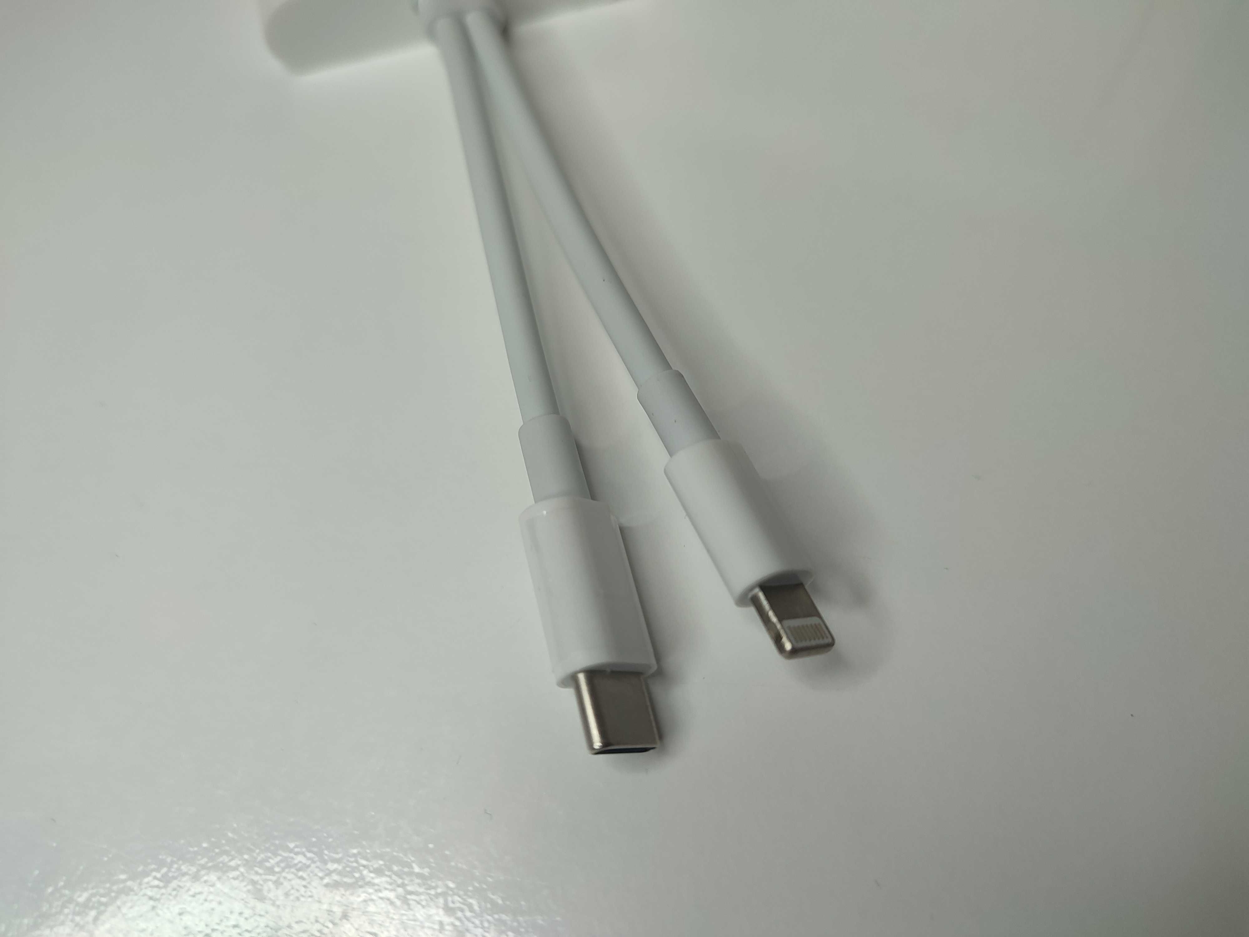 Adapter 3w1 8 Pin + USB-C na USB + TF / SD czytnik kart