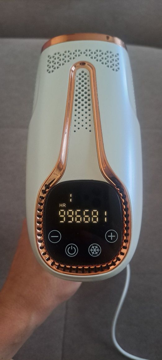 Depilator laserowy FitbyMed