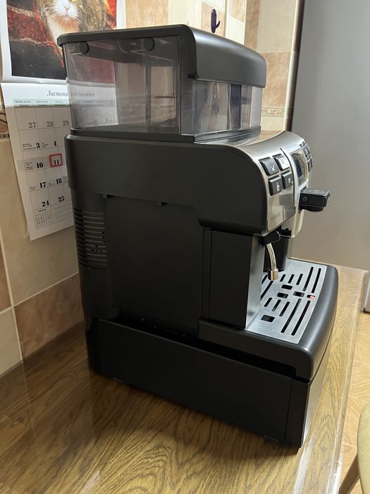 Кавомашина Aulika cappuccino saeco ауліка