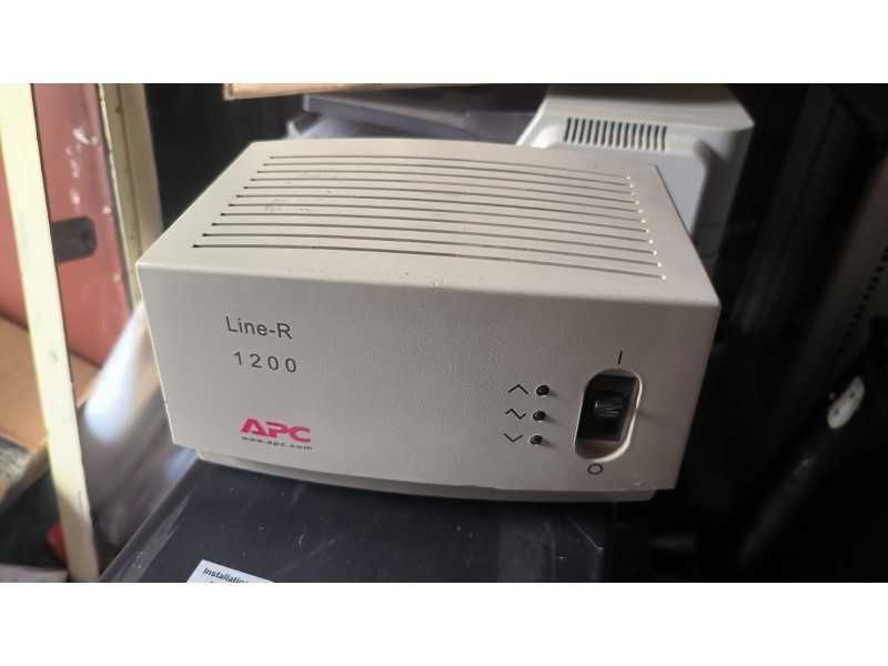 Бесперебійникі APC 1500 тауер рекові