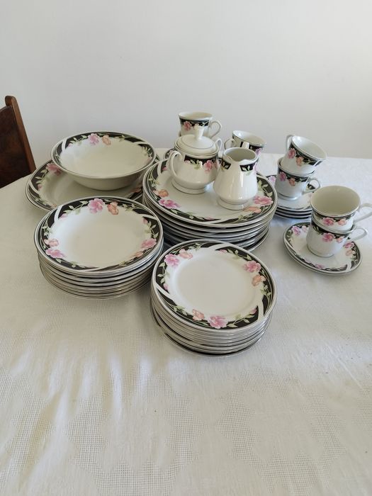 Conjunto porcelana de jantar