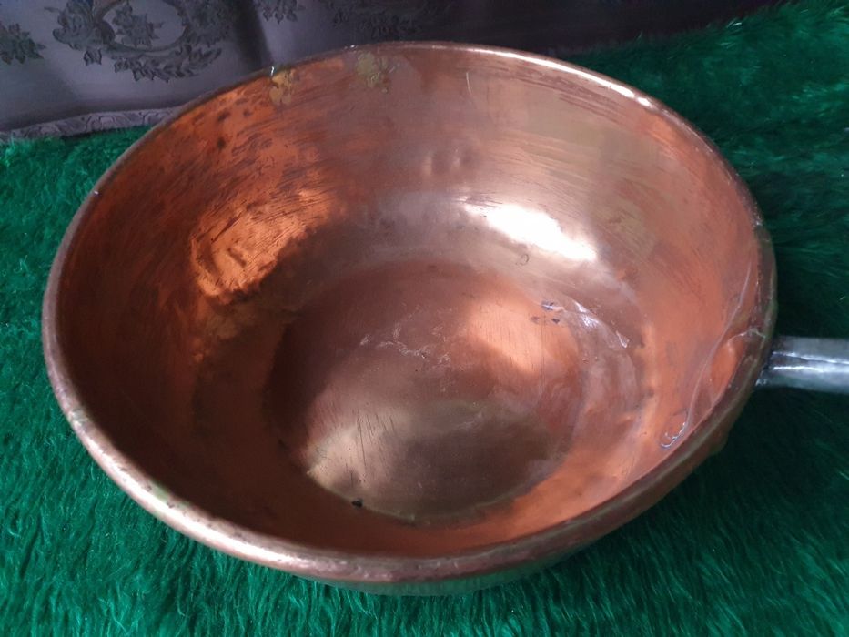 39. Chochla czerpak miedziany